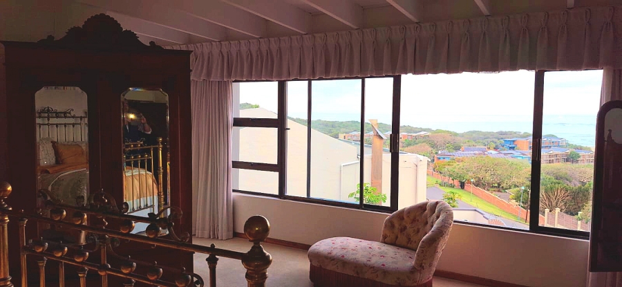 5 Bedroom Property for Sale in Beacon Bay Eastern Cape